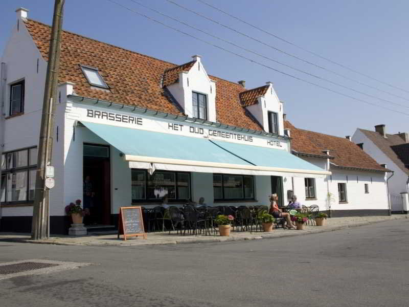 Hotel Het Oud Gemeentehuis Damme Exterior photo